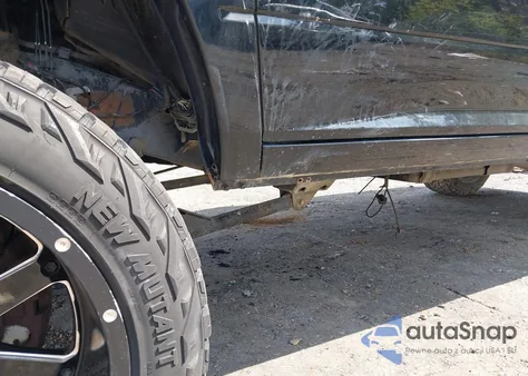 2013 Ram 2500 Slt z USA, uszkodzony, nr VIN 3C6UR5DL1DG550695